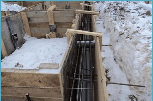 Указания по устройству фундаментов в зимнее время Можно ли класть фундамент зимой