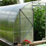 Heated traditional greenhouse and its innovative design Winter greenhouses at home